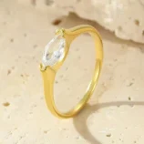 Marquise-Shaped-Solitaire-Cute-Ladies-Engagement-Ring-02