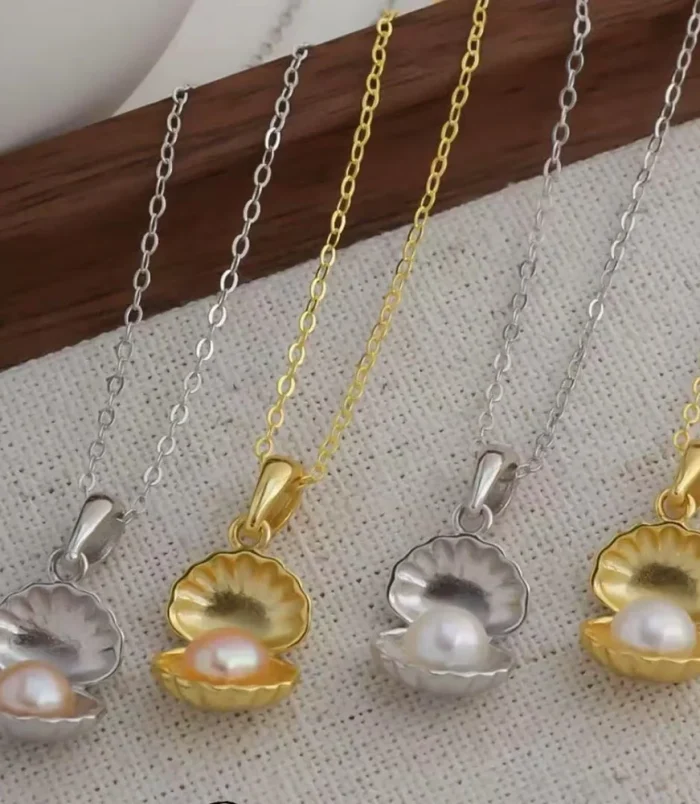 Sterling-Silver-Shell-and-Natural-Freshwater-Pearl-Necklace-01