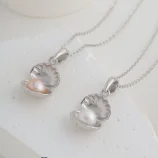 Sterling-Silver-Shell-and-Natural-Freshwater-Pearl-Necklace-03